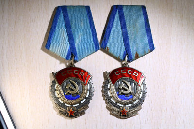 大猫徽章拍卖145期 - 苏联劳动红旗勋章两枚 好品