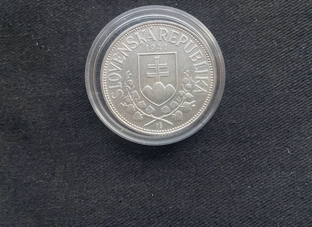 【币观天下】第135场钱币拍卖  斯洛伐克 1941年 20克朗银币 2位神父