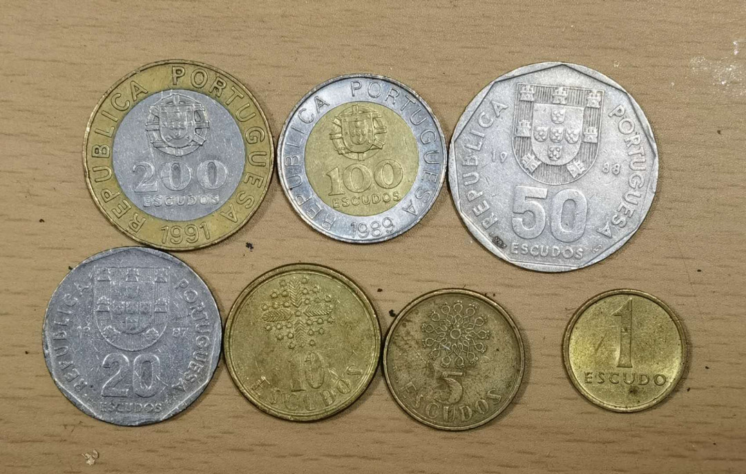北京马甸外币专卖微拍第三十七期，流通币，非贵金属纪念币专场，陆续上新，欢迎关注 葡萄牙流通币7枚/套品相如图