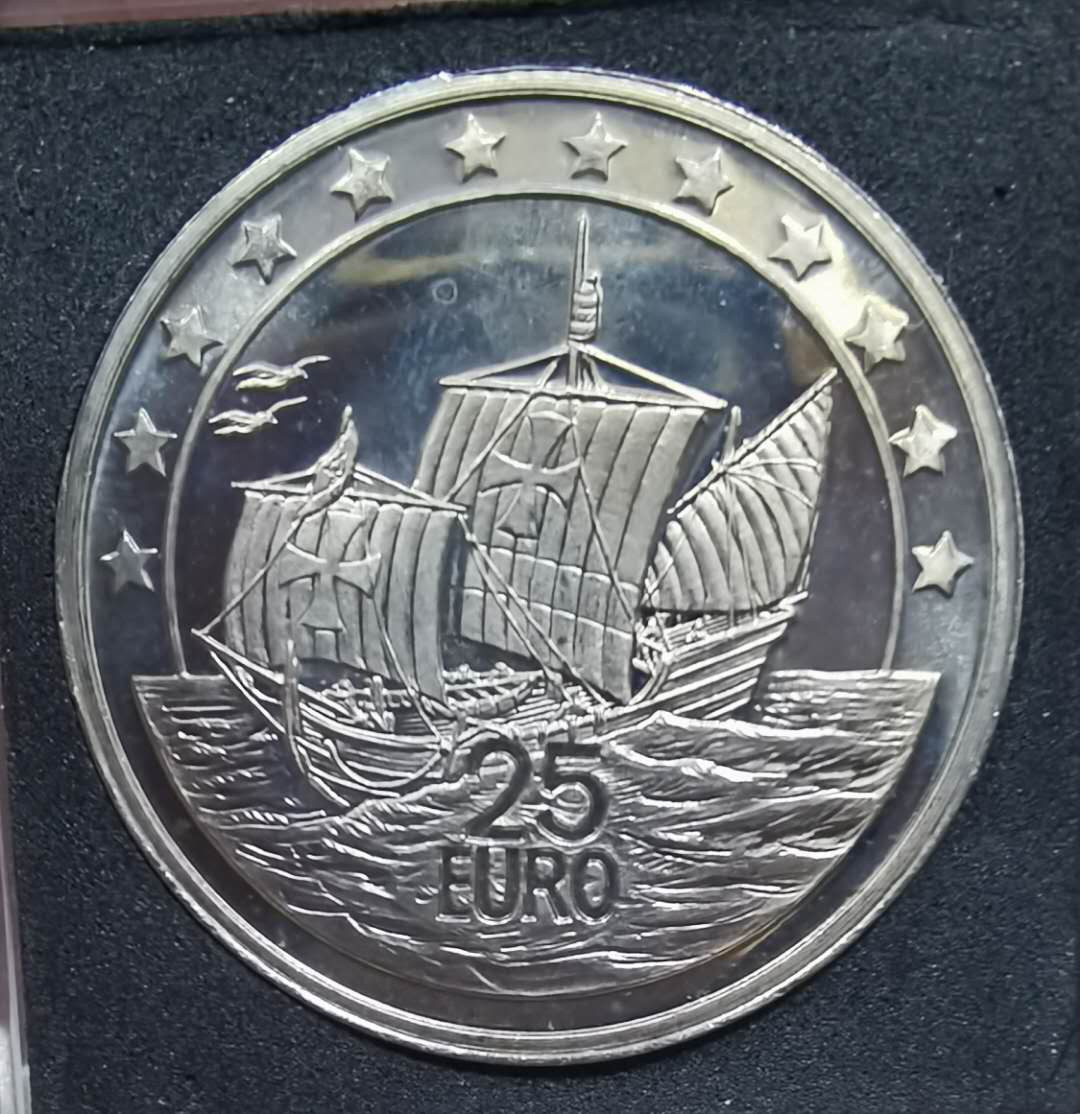 北京马甸外币专卖微拍第三十七期，流通币，非贵金属纪念币专场，陆续上新，欢迎关注 1996年欧共体纪念亚特兰大奥运会25埃居克朗型纪念币，品相如图