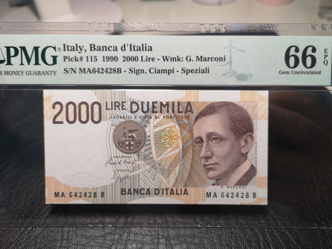《外钞收藏家》2021年第一拍（96期） 意大利末版2000里拉 PMG66