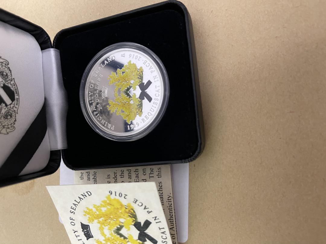CSIS-GREAT评级精品钱币拍卖第七十二期 西兰2018年琼王妃逝世2周年精制彩色纪念银币