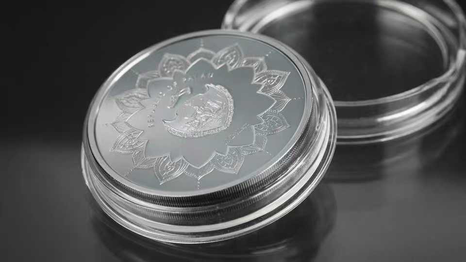 【币观天下】第135场钱币拍卖 帕劳2018年笑口常开大肚弥勒佛精制黑色超高浮雕镀金2盎司银币