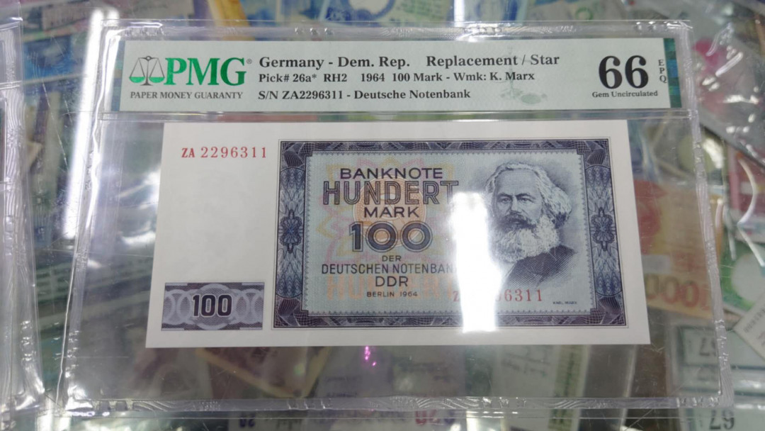 【囧羊收藏】精选微拍第11期~2021年第二期世界钱币精选 1964年民主德国100马克 马克思 补号ZA冠 PMG66E 全程无47