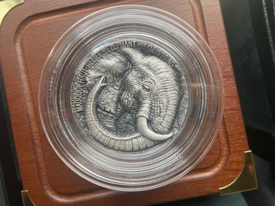 【币观天下】第136期拍卖【直播拍卖】 【科特迪瓦】非洲五霸之大象银币【5oz】