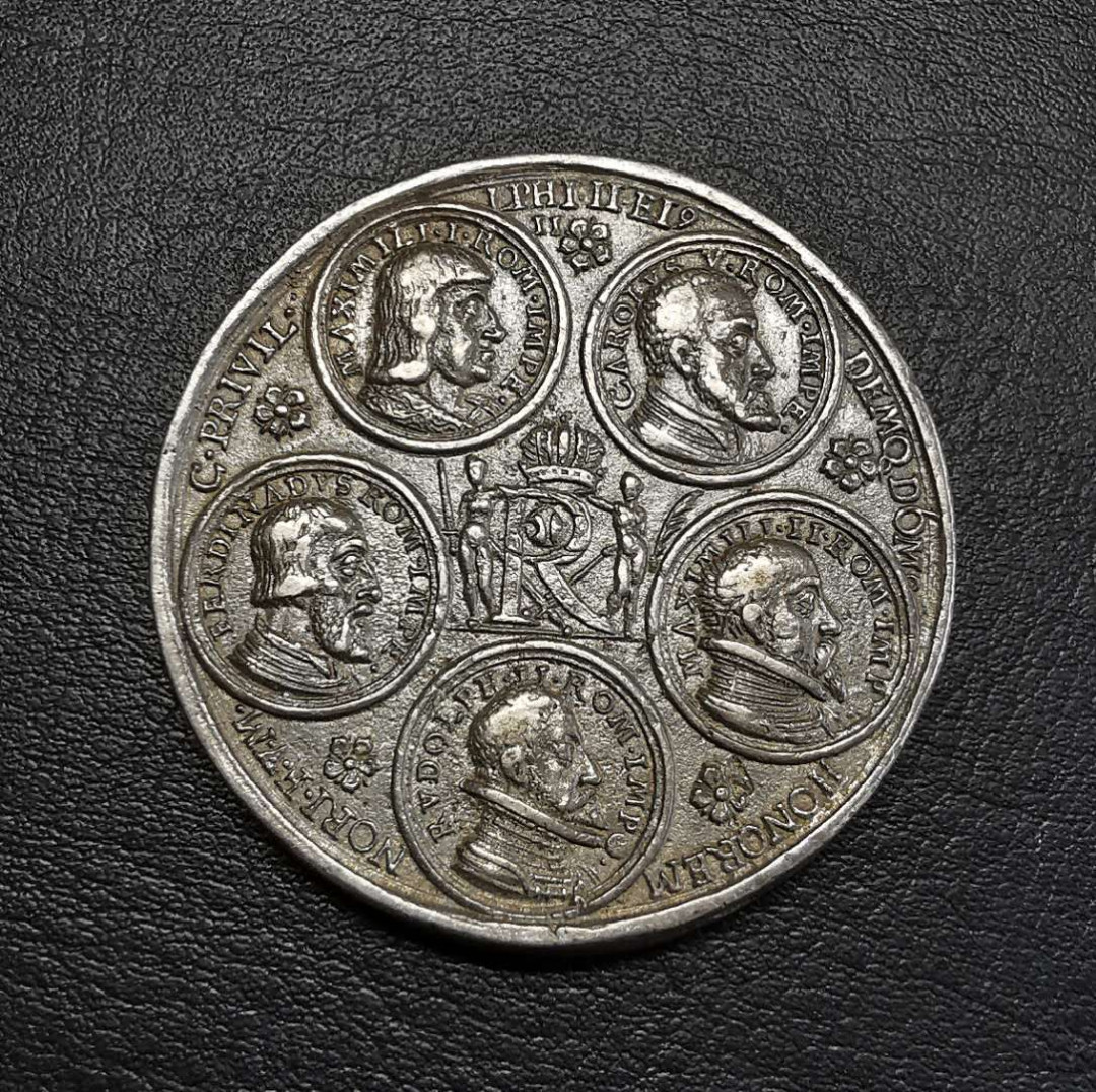 凡希社世界钱币微拍第一百四十六期 珍！1594神罗雷根斯堡市哈布斯堡十帝像纪念银章AU RRR见介绍！