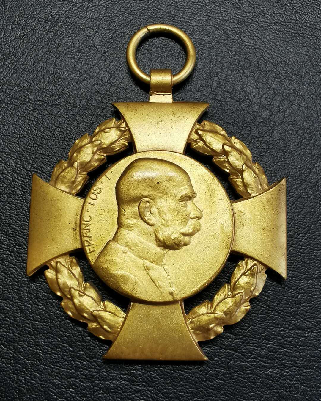 凡希社世界钱币微拍第一百四十六期 荐！1906奥匈帝国佛朗兹一世在位60周年纪念勋章，镀金无绶带 UNC稀少！