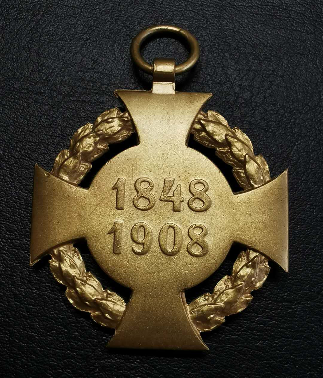 凡希社世界钱币微拍第一百四十六期 荐！1906奥匈帝国佛朗兹一世在位60周年纪念勋章，镀金无绶带 UNC稀少！