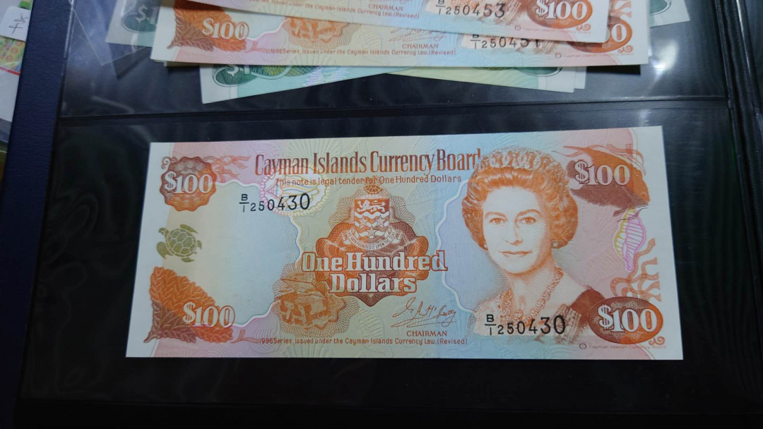 【囧羊收藏】精选微拍第12期（2021年第三期）世界纸币场 1996年开曼群岛100元 全新UNC绝品