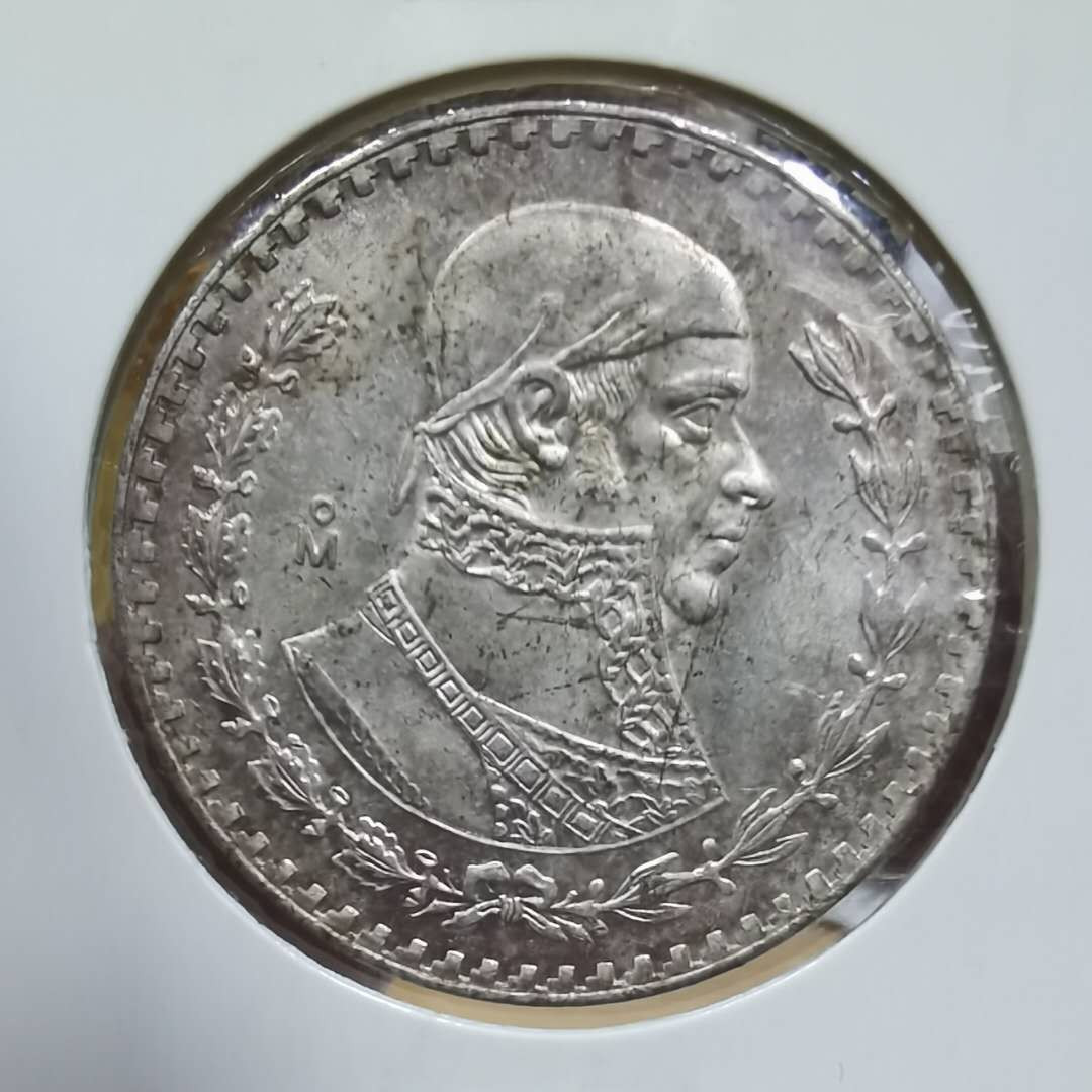 北京马甸外币专卖微拍第三十八期，金银币专场，陆续上新，欢迎光临 	1966年墨西哥银币，重16克，成色：1成银，品相如图