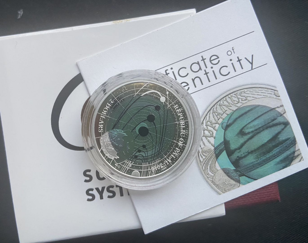 【币观天下】第137场钱币拍卖【直播拍卖】【今年最后一场】 【帕劳】帕劳2018年太阳系(2)天王星蓝色铌金属镶嵌彩色精制银币