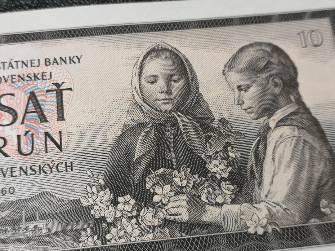 《外钞收藏家》2021年第3拍（98期） 捷克斯洛伐克1960年10克朗  超级精美的两个小女孩 全新unc