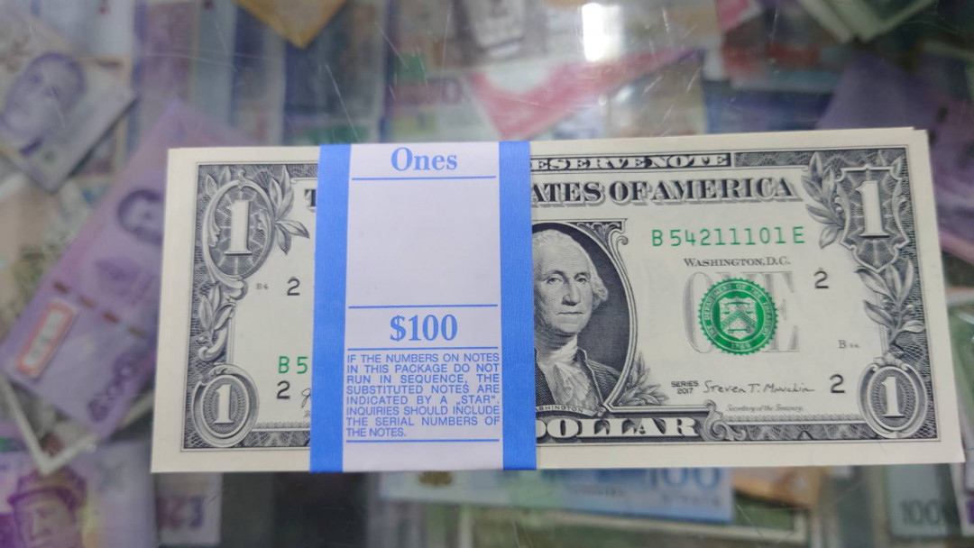 【囧羊收藏】精选微拍第12期（2021年第三期）世界纸币场 2017年美国1元 捆拆原刀百张为一件（拍的是54211101~200这一刀）内含11111