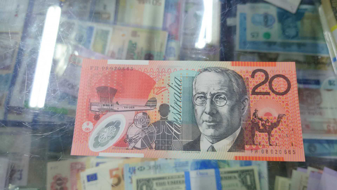 【囧羊收藏】精选微拍第13期（2021年第四期）~纸币硬币混合篇 2008年澳大利亚20元塑料钞 全新绝品全程无47号码