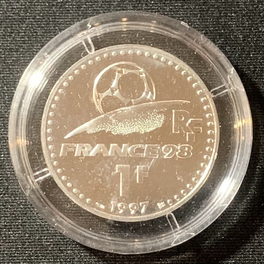 紫瑗钱币—微拍第130期  法国 1997年 世界杯 1法郎 12克 0.9银 UNC 原盒