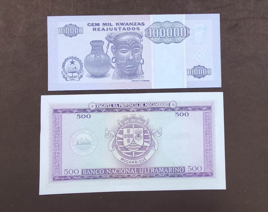 北京马甸外币专卖第三十九期，纸币专场，陆续上新，欢迎关注 葡属莫桑比克，安哥拉纸币2张，品相如图全新