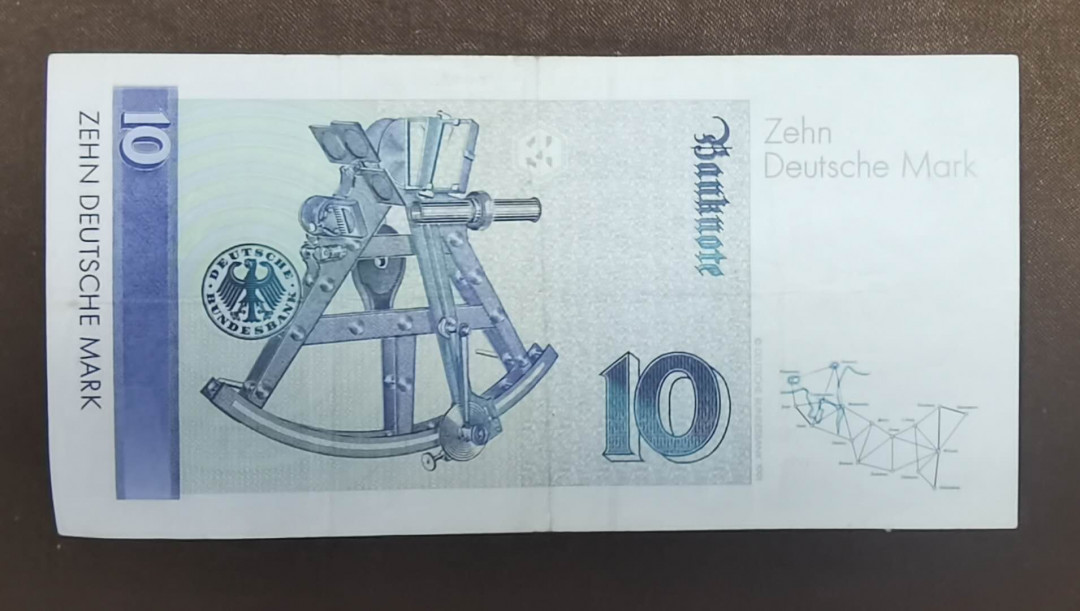 北京马甸外币专卖第三十九期，纸币专场，陆续上新，欢迎关注 德国10马克纸币，品相如图8品左右，中间有折痕