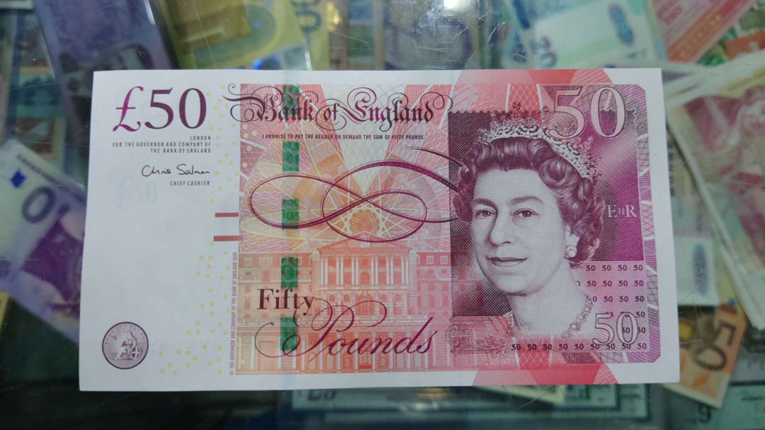 【囧羊收藏】精选微拍第13期（2021年第四期）~纸币硬币混合篇 英国G序列50镑 全新UNC绝品全号无47 