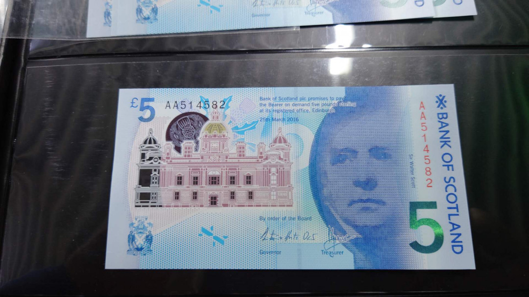 【囧羊收藏】精选微拍第13期（2021年第四期）~纸币硬币混合篇 2016年苏格兰5镑 塑料钞 首发AA冠全新UNC绝品