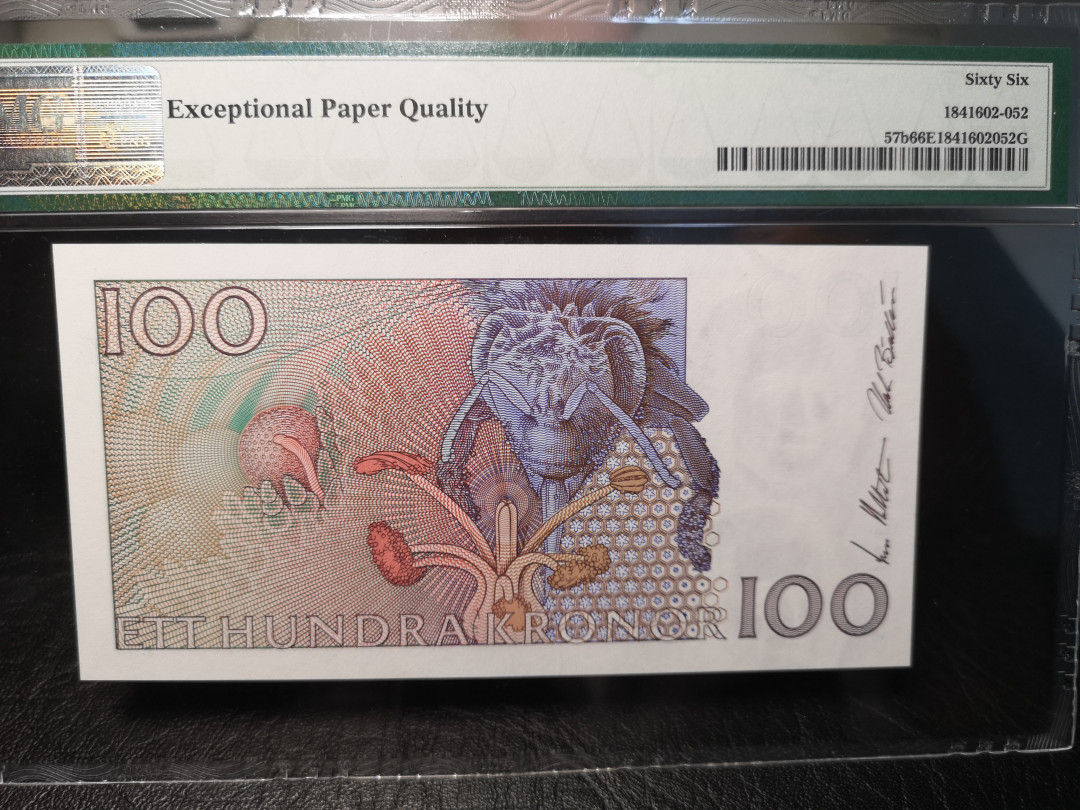 《外钞收藏家》2021年第4拍（99期） 瑞典1996-2000年100克朗 PMG66 初版
