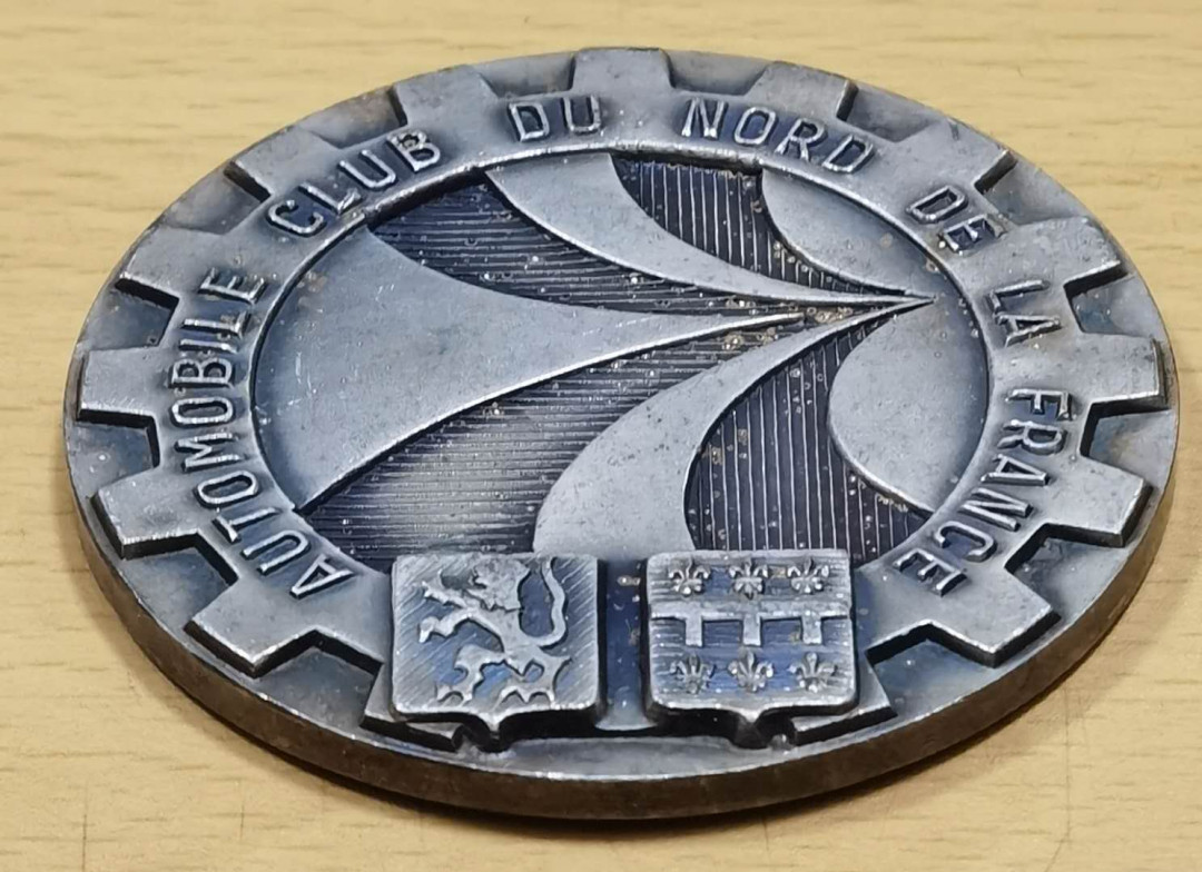 北京马甸外币专卖微拍第四十期，外国纪念章专场，陆续上新，欢迎关注 法国纪念章，直径：60mm，重量：102克，品相如图