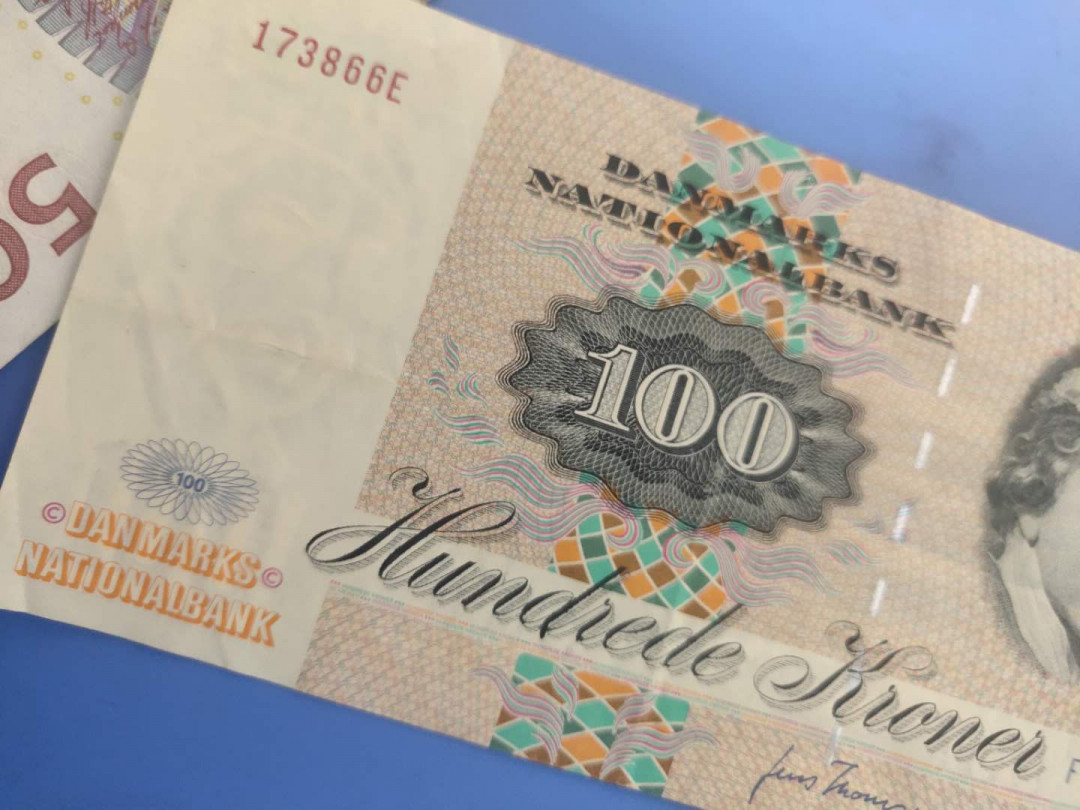 N&C第5期 最后一拍: 外国纸币裸钞专场 丹麦100克朗和瑞典500克朗 流通好品