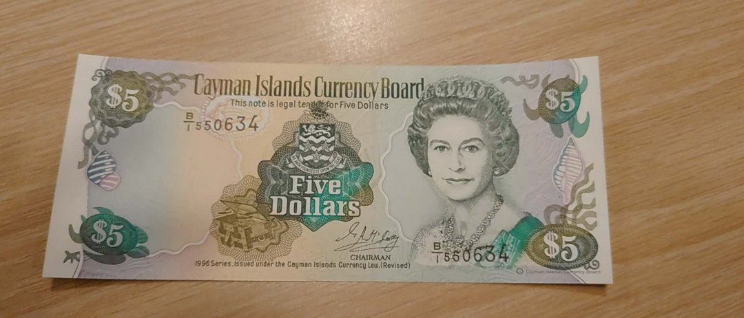 【囧羊收藏】精选微拍第13期（2021年第四期）~纸币硬币混合篇 1996年开曼群岛5元 无金属线版 全新UNC绝品