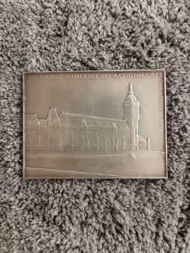 喜迎🐂年麦朵尔艺术第一拍 里昂巴黎-地中海铁路