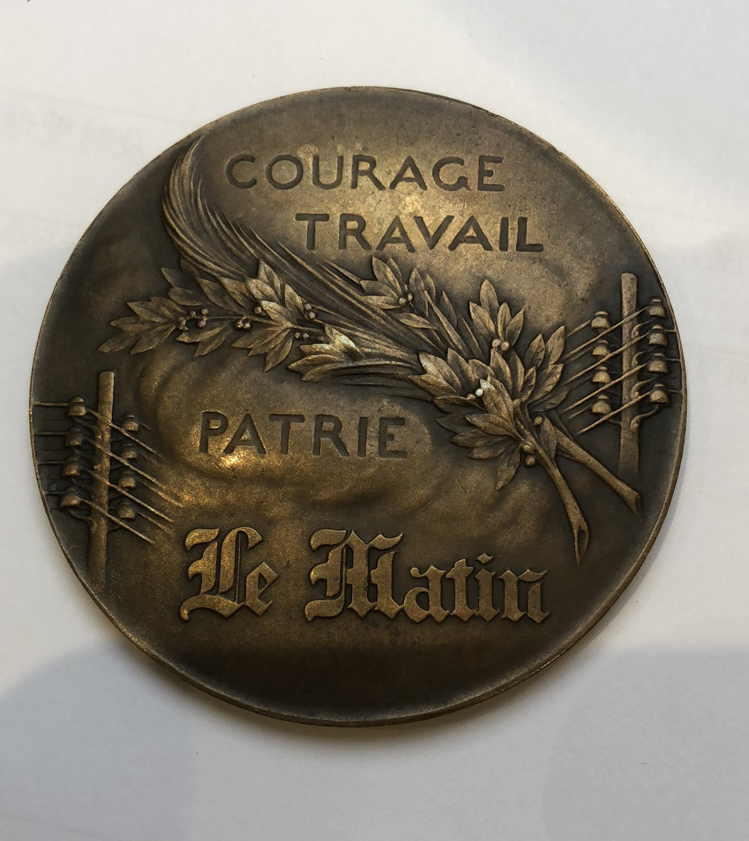 喜迎🐂年艺术麦朵尔第二场拍卖 1· 法国电力长期服务奖牌