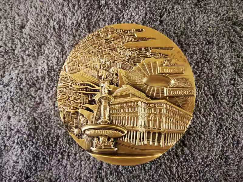 喜迎🐂年麦朵尔艺术第一拍 法兰西喜剧院