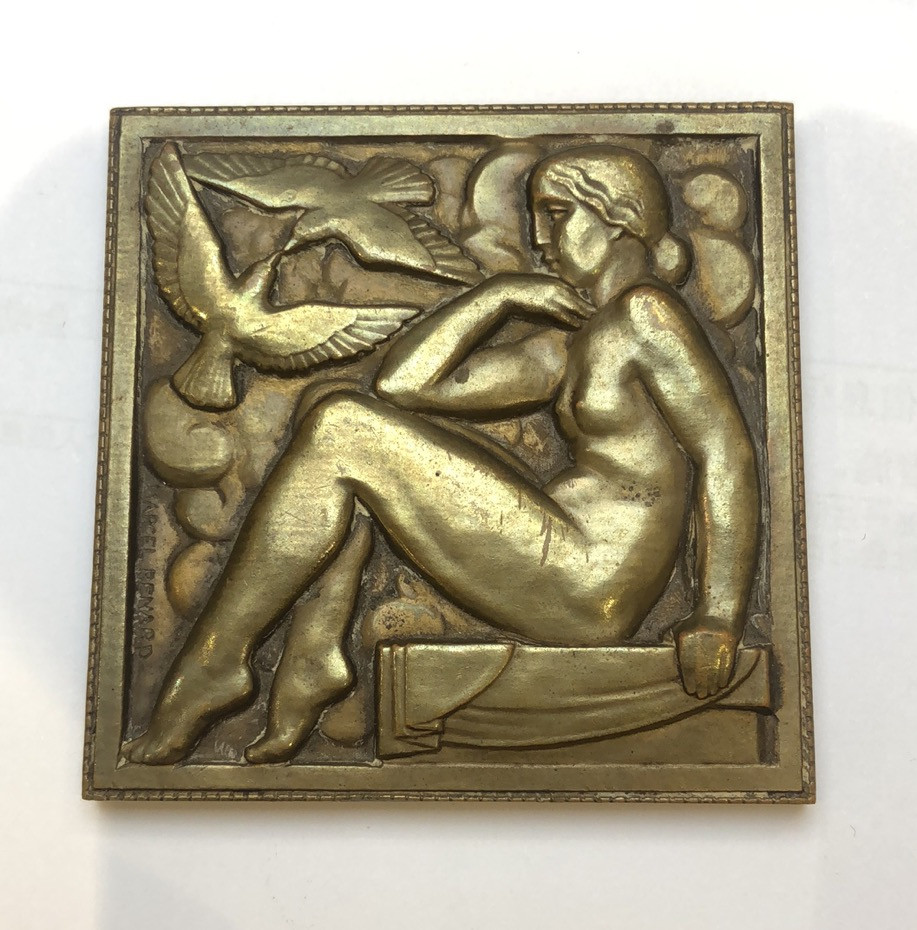 喜迎🐂年艺术麦朵尔第二场拍卖 2 美女与鸽子🕊️ 