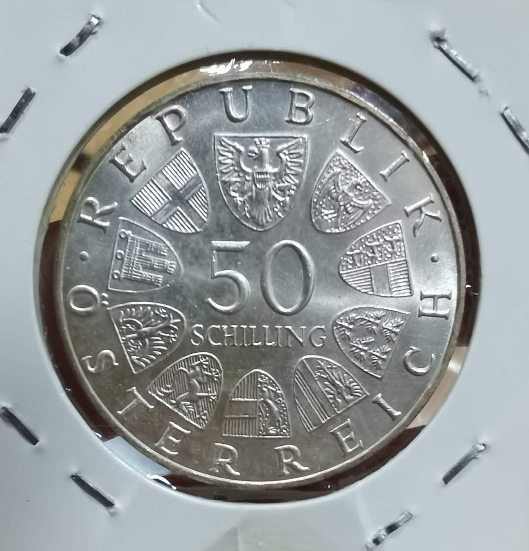 北京马甸外币专卖微拍第四十一期，金银币专场，陆续上新，欢迎关注 1970年奥地利50先令银币，重20克，成色900，品相如图