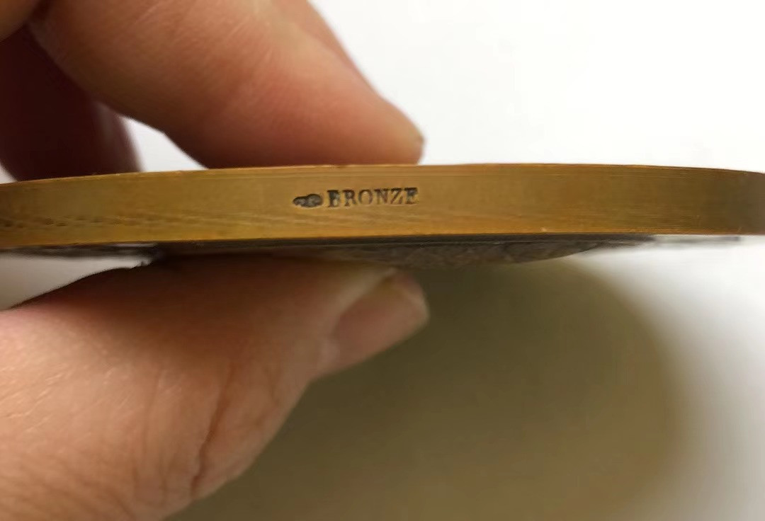 喜迎🐂年艺术麦朵尔第四场拍卖 5国家组委会纪念