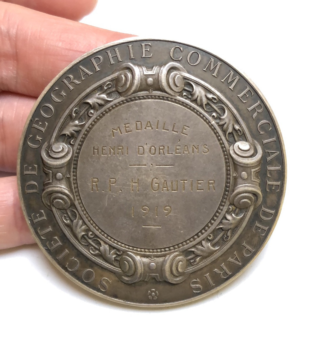 喜迎🐂年艺术麦朵尔第三场拍卖 15 巴黎商业地理协会