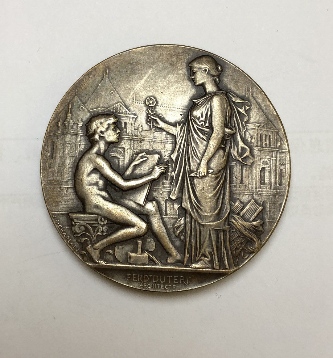 喜迎🐂年艺术麦朵尔第三场拍卖 5 工艺美术学院