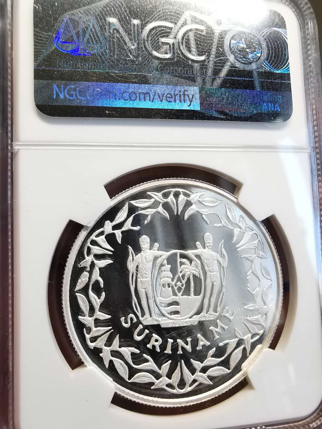 凡希社世界钱币微拍第一百四十七期年末捡漏专场 稀！1991苏里南纪念瑞士联邦700周年纪念大银NGC-PF68UC最少的苏里南现代银币！