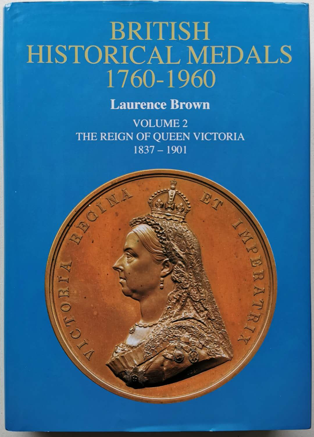 凡希社世界钱币微拍第一百四十七期年末捡漏专场 荐！英国历史章牌第二卷 维多利亚时期 九五品 大十六开