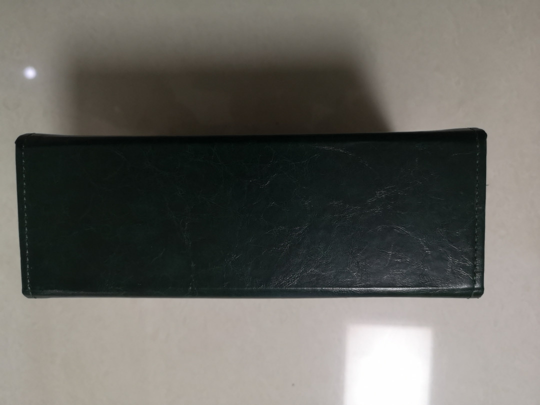 《外钞收藏家》二零二一新年拍（第100期） PMG出品评级币盒子 可以放40张左右 B壳评级币 99新