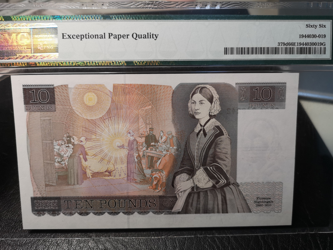 《外钞收藏家》二零二一新年拍（第100期） 379d  英国D序列10镑  PMG66