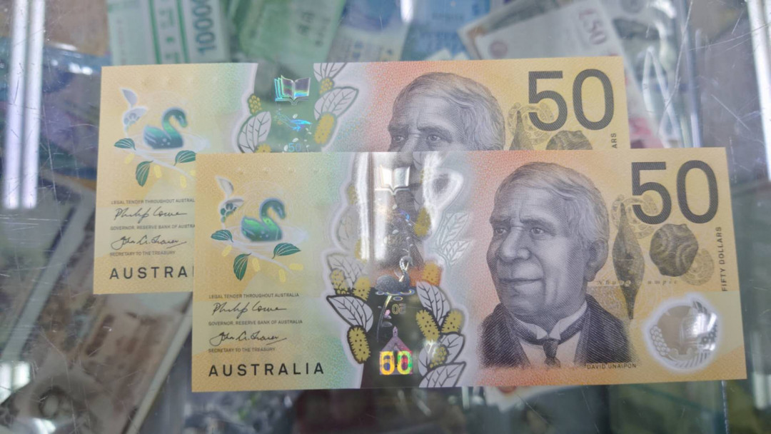【囧羊收藏】精选微拍第14期~2021年第五期 世界纸币 2018年澳大利亚50塑料钞 两张全同号全程无4为一件 全新绝品塑料窗口毫无划伤