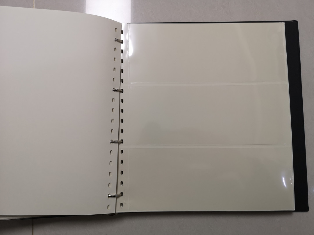 《外钞收藏家》二零二一新年拍（第100期） 林德纸币册  搭配30张三行内页 可以放裸币90张  9成新