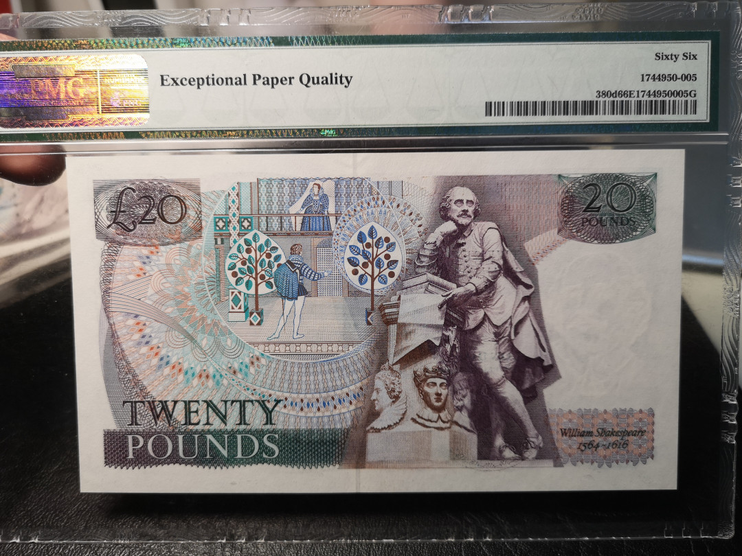 《外钞收藏家》二零二一新年拍（第100期） 380d  英国D序列20镑  PMG66