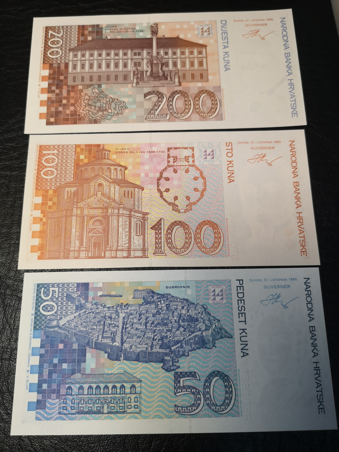 《外钞收藏家》二零二一新年拍（第100期） 克罗地亚5-200面额6七张全同号1097号 全新UNC