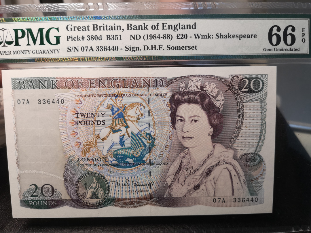 《外钞收藏家》二零二一新年拍（第100期） 380d  英国D序列20镑  PMG66
