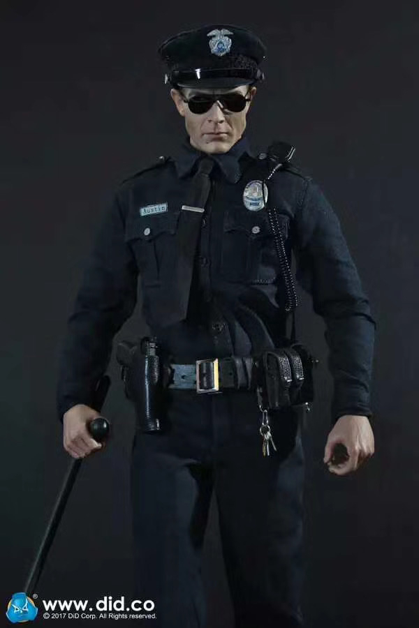 零元拍：DID MA1009  1/6 LAPD  Patrol  “Austin”洛杉矶巡警。  T1000