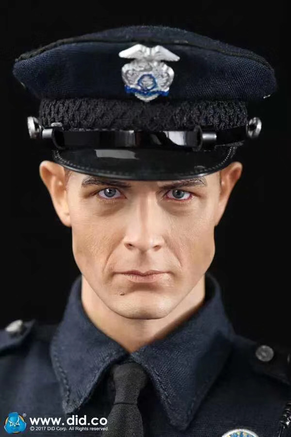 零元拍：DID MA1009  1/6 LAPD  Patrol  “Austin”洛杉矶巡警。  T1000