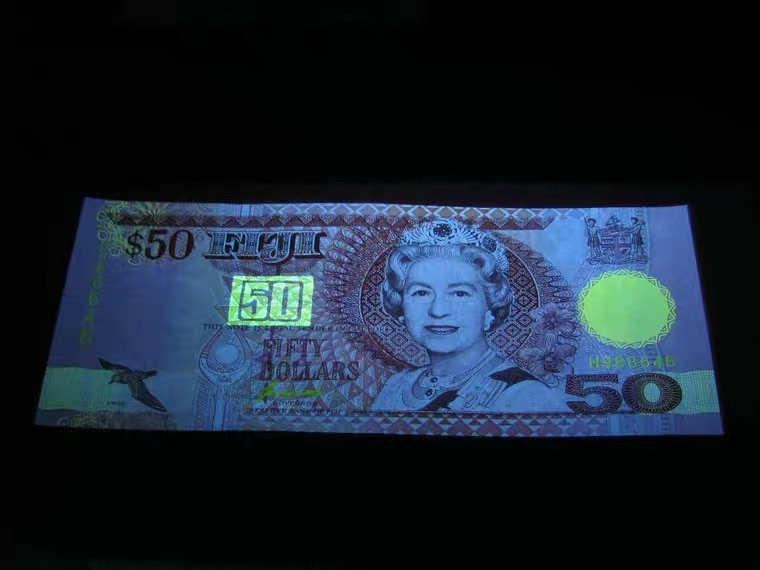 顺兴典藏（钱币）专拍场 斐济50元1996年版全新UNC外国纸币包真币英国女