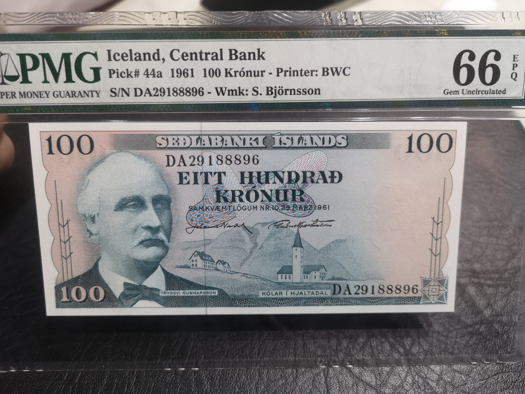 《外钞收藏家》第一百零一期拍卖 1961年冰岛100克朗  PMG66  BWC作品