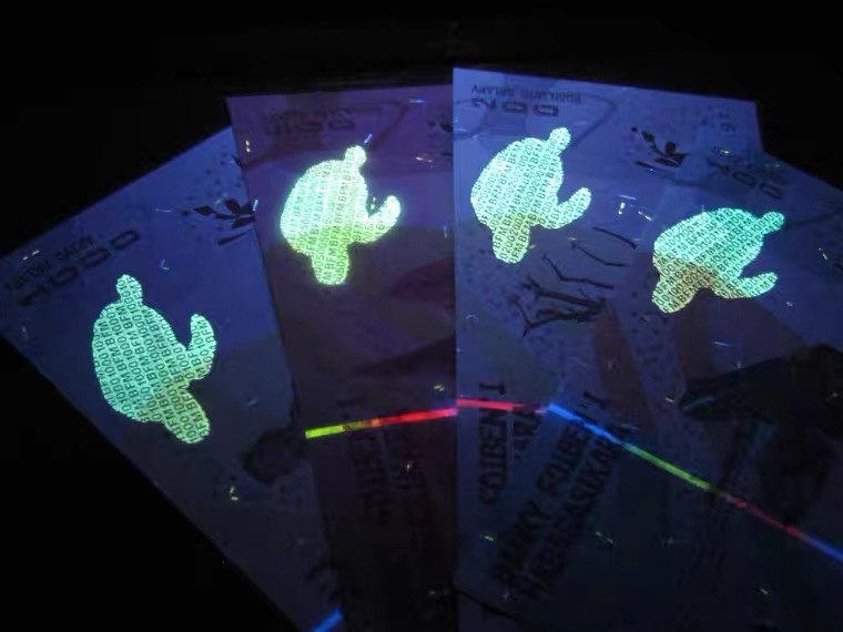 顺兴典藏（钱币）专拍场 套币4张马达加斯加1002005001000阿里亚里全新UNC外国钱币保真
