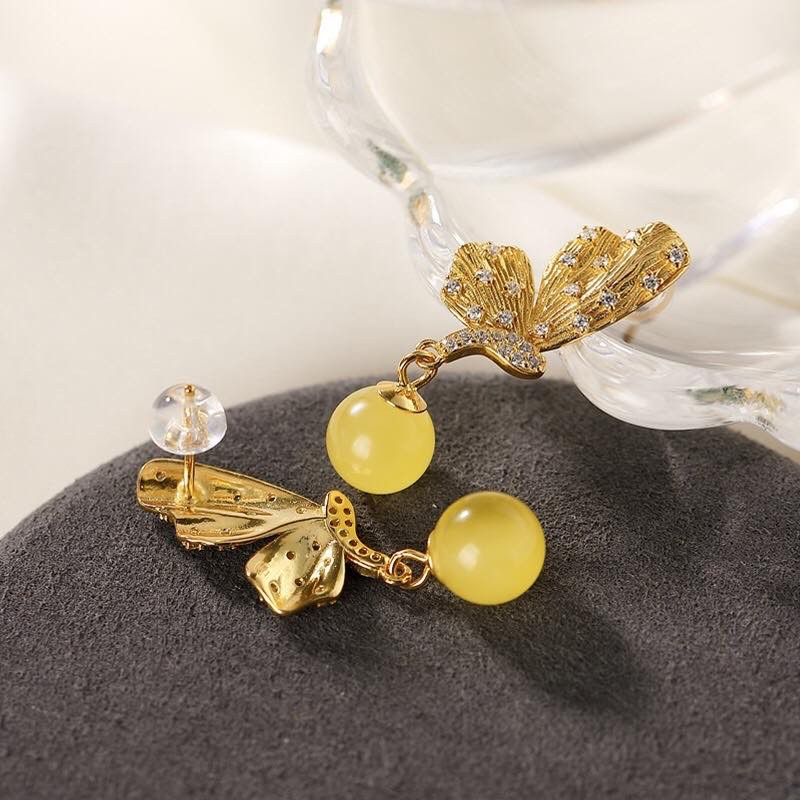 银慧珠宝 《新品》-纯银镀金蜜蜡蝴蝶耳钉